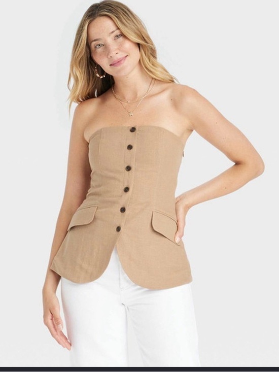Tops - Universal Thread Women's Strapless Button-Down Top, Small - Tan